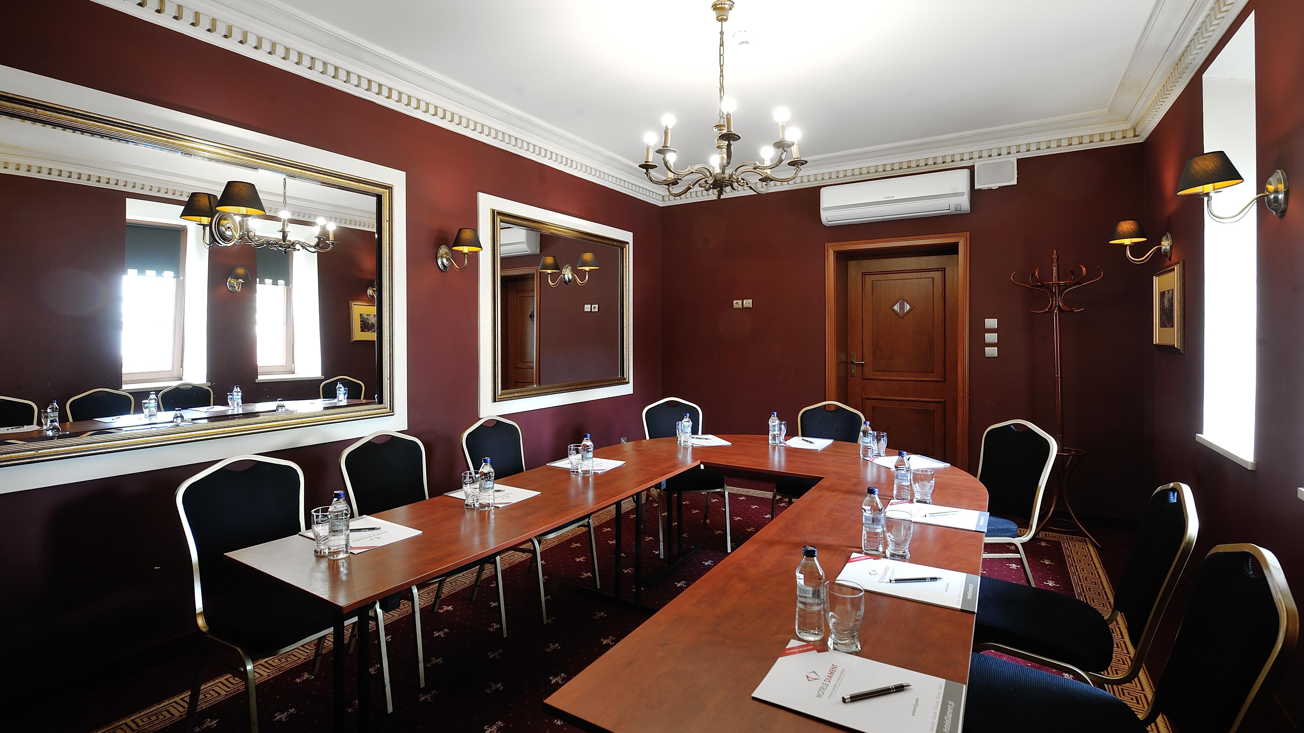 Hotel Diament Arsenal Palace Katowice - Chorzow Exterior photo